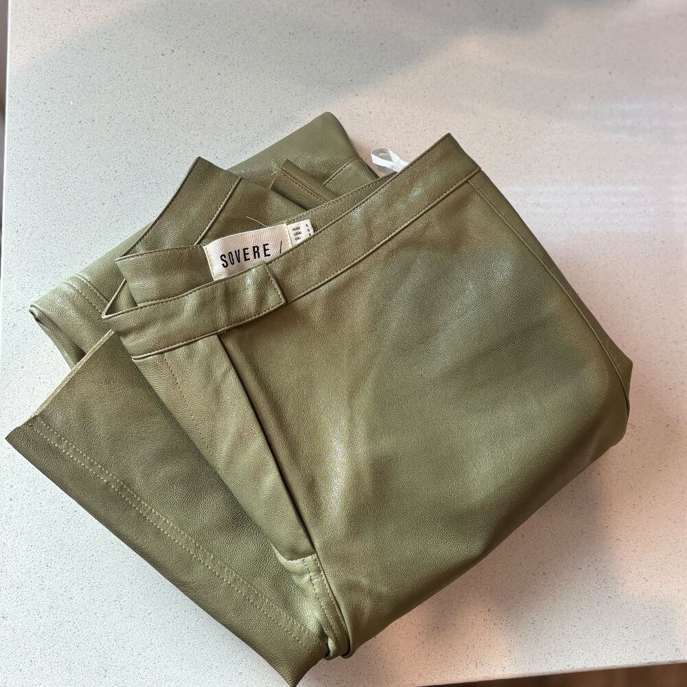 Sovere Influence Leatherette Pant in Green Tea